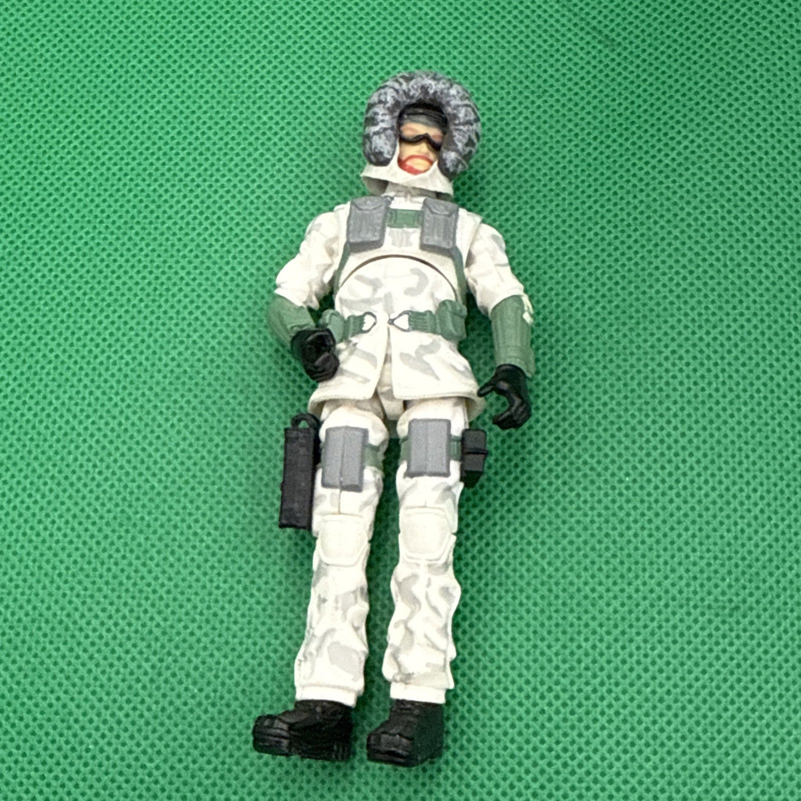 Modern GI Joe Action Figure 2009 Snow Job V4 Complete except FC - toyscardscomics