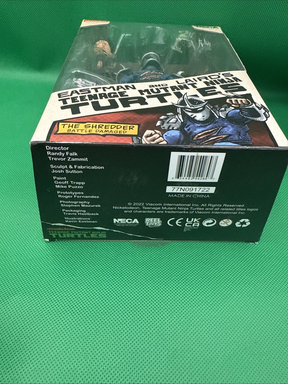 NECA Teenage Mutant Ninja Turtles Shredder Action Figure - toyscardscomics