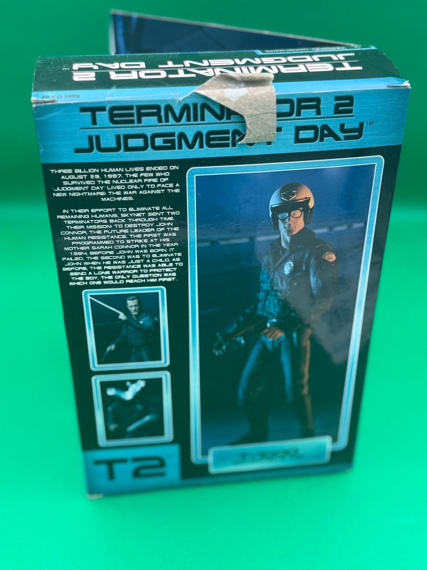 NECA Terminator 2 Ultimate T - 1000 Motorcycle Cop Action Figure - toyscardscomics