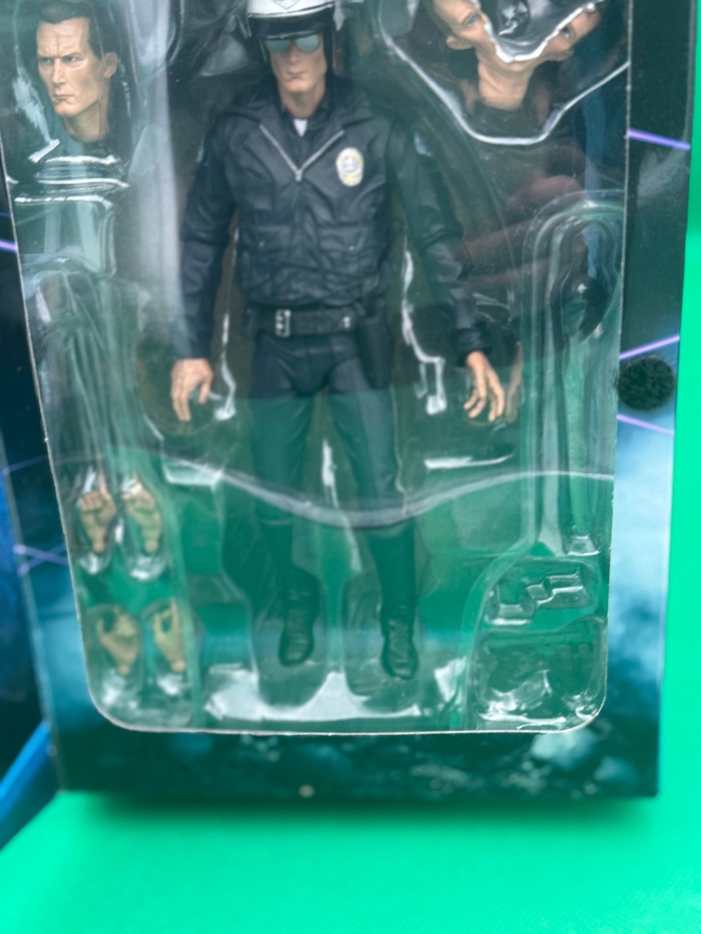 NECA Terminator 2 Ultimate T - 1000 Motorcycle Cop Action Figure - toyscardscomics