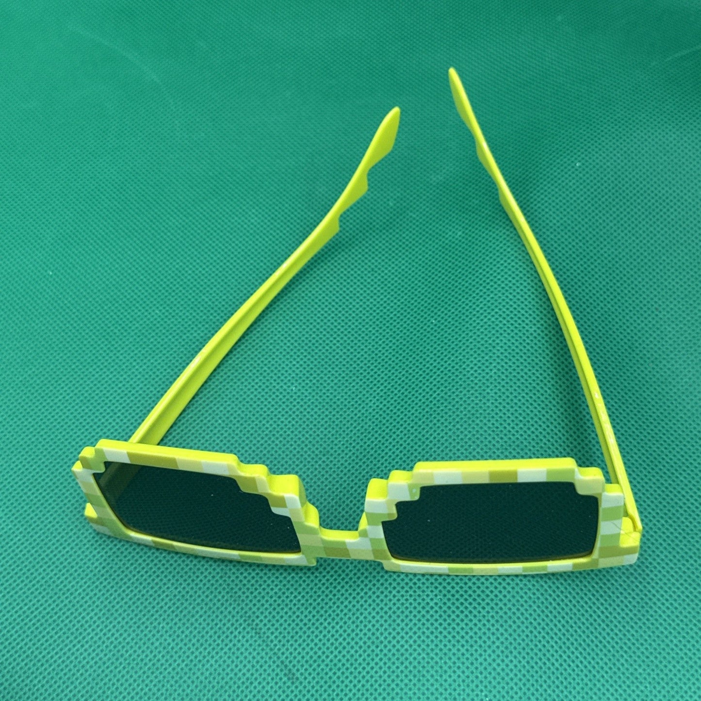 NEW Kids Mincraft Glasses - toyscardscomics
