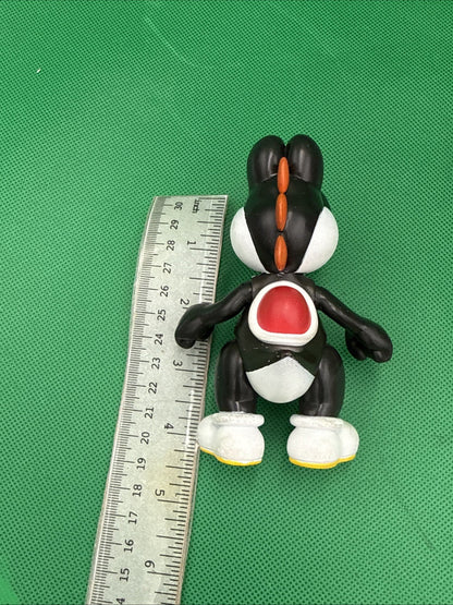 Nintendo Super Mario Bros. Yoshi Figurine Black White Red Orange Plastic Toy - toyscardscomics