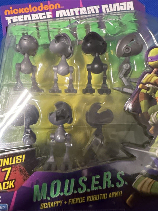 Playmates Toys Teenage Mutant Ninja Turtles Mouser Action Figure - toyscardscomics