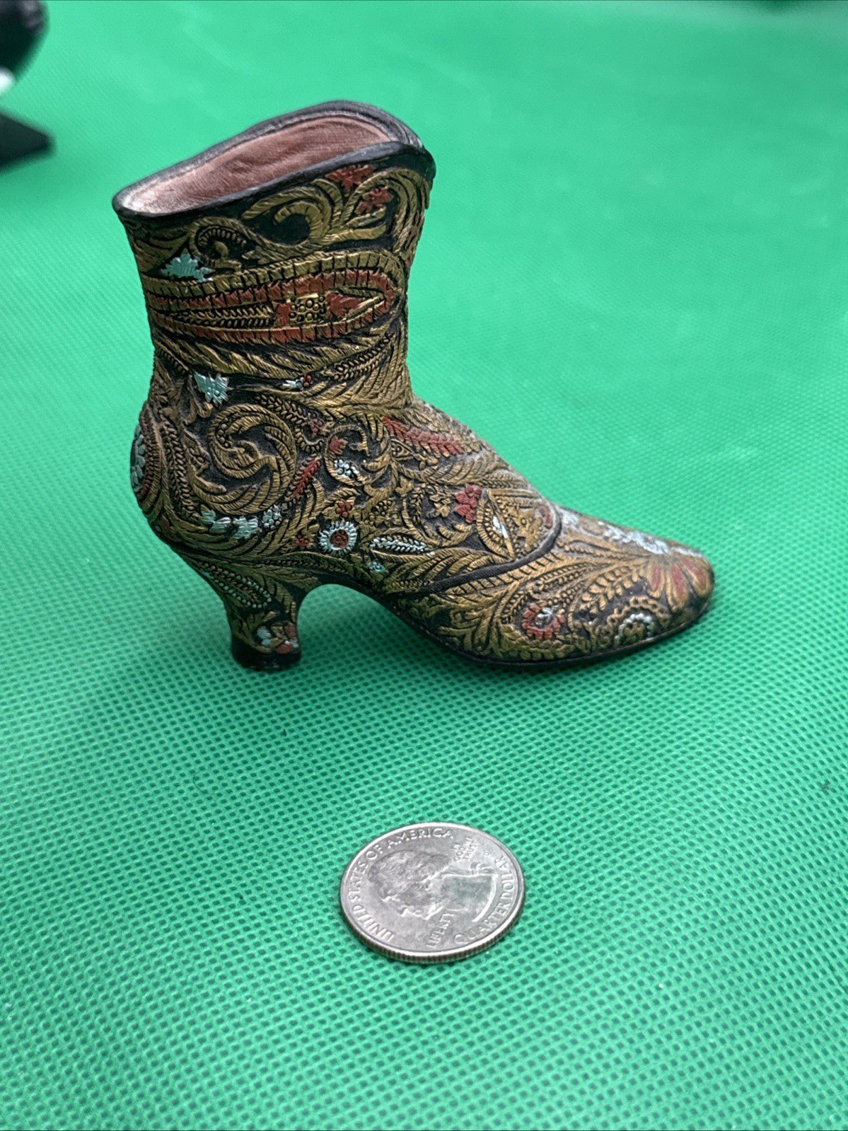 Popular Imports Victorian Boot Shoe Figurine Pearl Button Black Gold - toyscardscomics