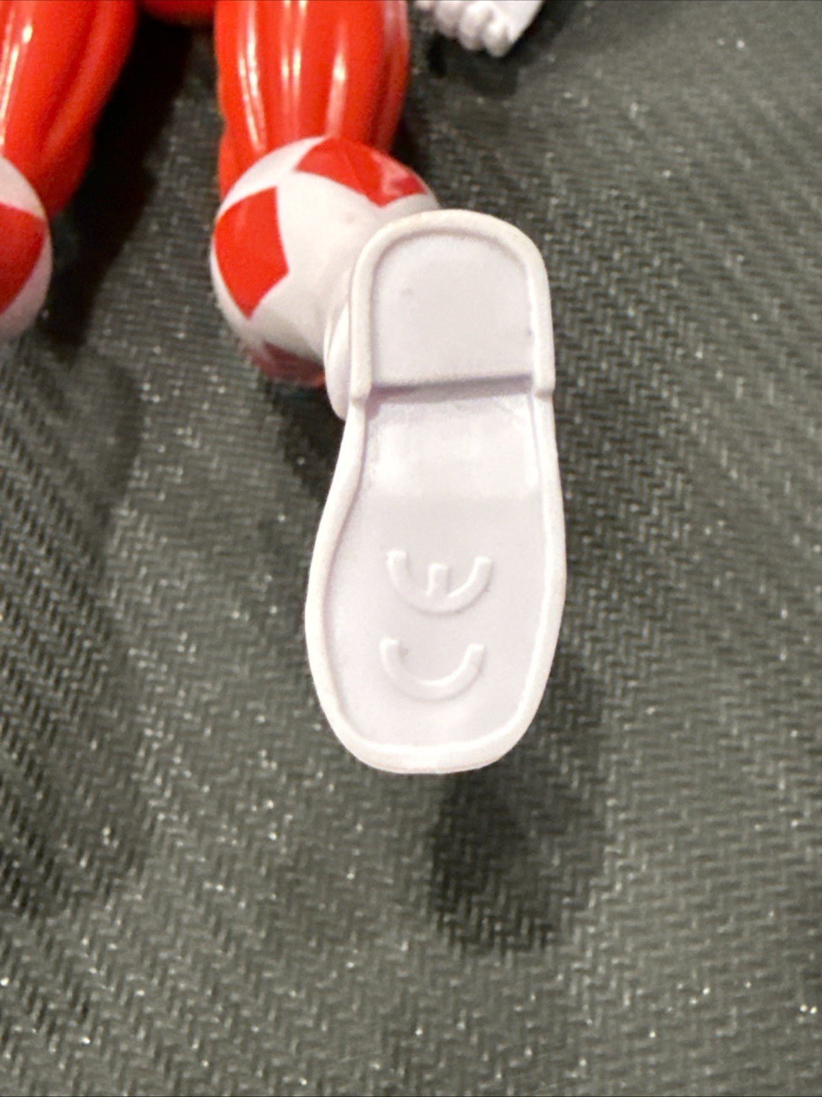 Power Rangers 20th Anniversary Armored Red Ranger Figure - toyscardscomics