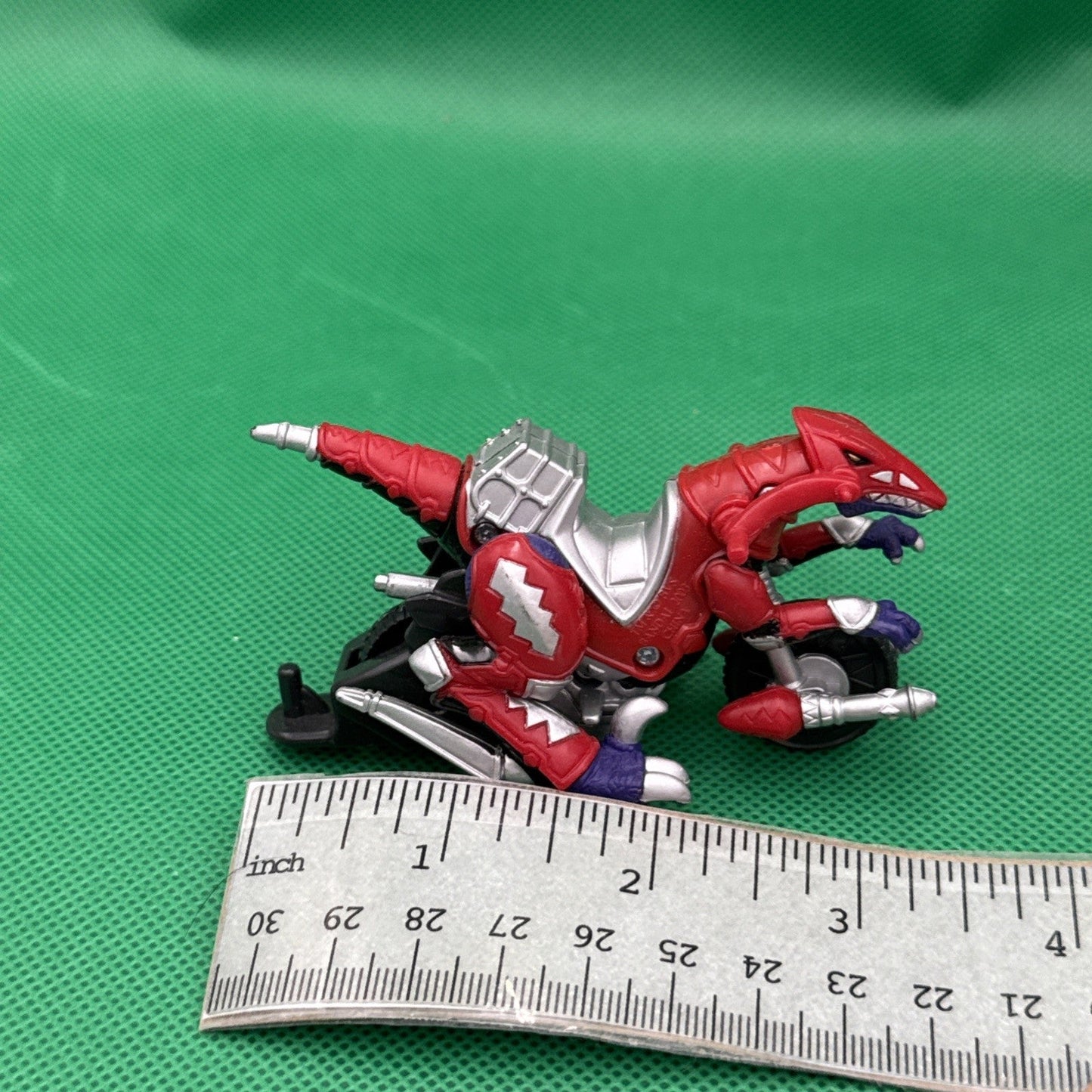 Power Rangers Dino Thunder Red Raptor Cycle 1:64 Die - cast Bandai 2003 - toyscardscomics