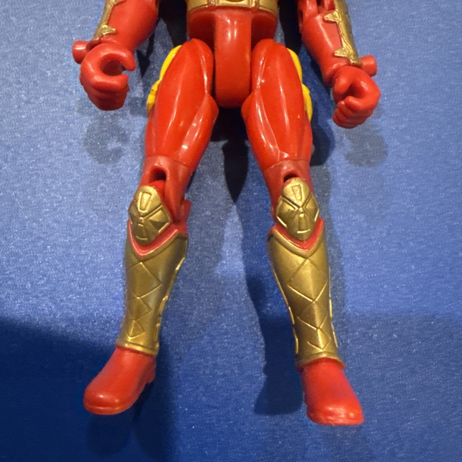 POWER RANGERS DINO THUNDER Red Triassic Ranger Action Figure - toyscardscomics