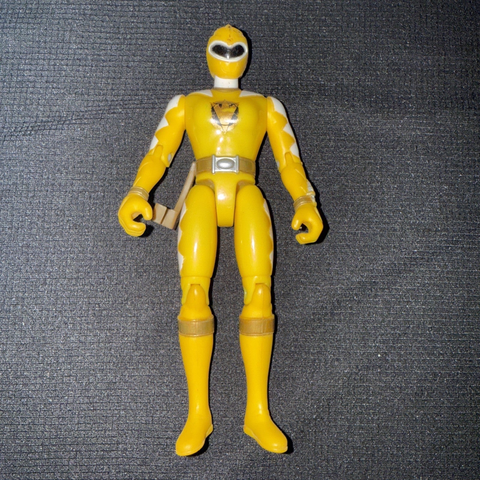 Power Rangers Dinothunder _ Yellow Ranger / Kira Ford w/ Holster_ Figure Only - toyscardscomics