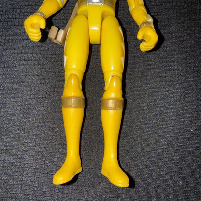 Power Rangers Dinothunder _ Yellow Ranger / Kira Ford w/ Holster_ Figure Only - toyscardscomics