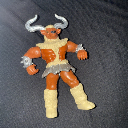 Power Rangers Slash and Block Minotaur 5.5" Figure 1994 Bandai - toyscardscomics