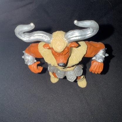 Power Rangers Slash and Block Minotaur 5.5" Figure 1994 Bandai - toyscardscomics