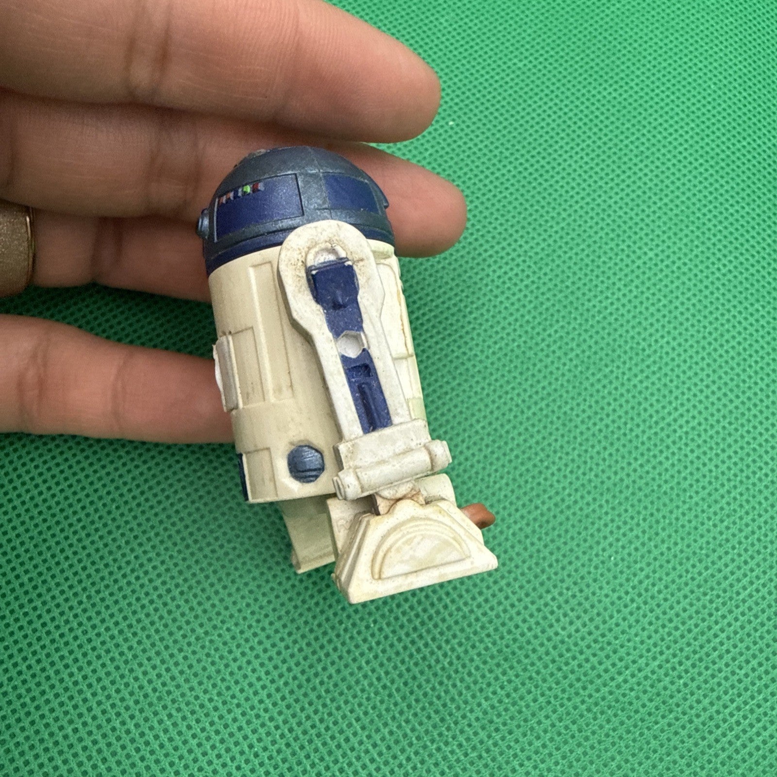 RARE STAR WARS THE CLONE WARS R2 - D2 2008 action figures Toy Gifts A12 - toyscardscomics