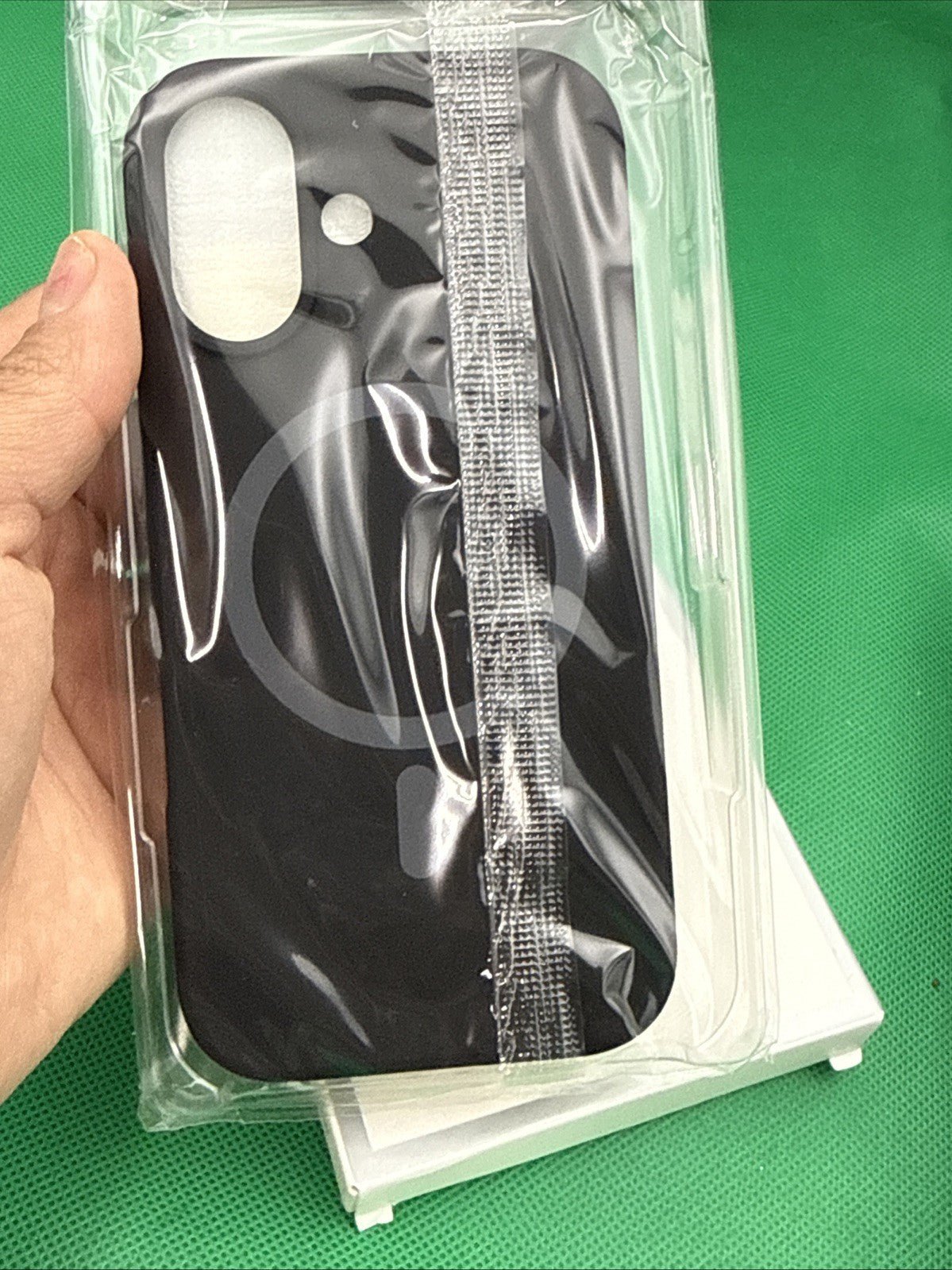 Red2Fire iPhone 17 Case/MagSafe/Shockproof/Translucent Matte Black/NEW - toyscardscomics