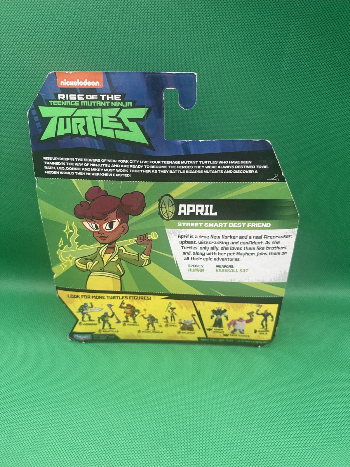 Rise of The Teenage Mutant Ninja Turtles April O'Neil with Mayhem TMNT - toyscardscomics