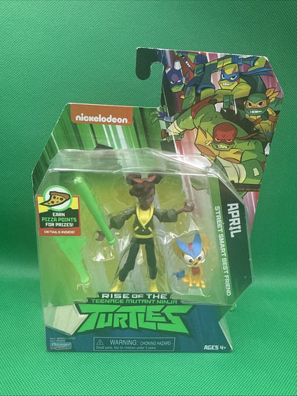Rise of The Teenage Mutant Ninja Turtles April O'Neil with Mayhem TMNT - toyscardscomics