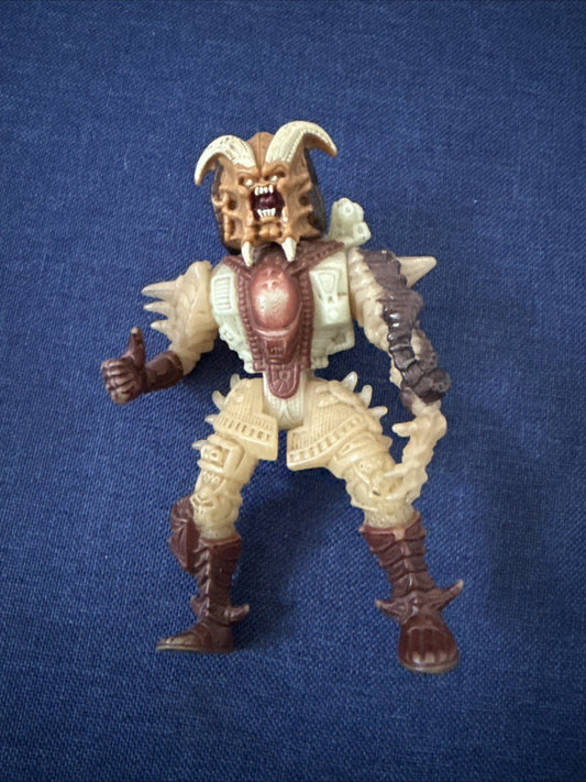 Stalker Predator - Kenner 1994 Ultimate Alien Hunter Series 1 incomplete,☆211 - toyscardscomics