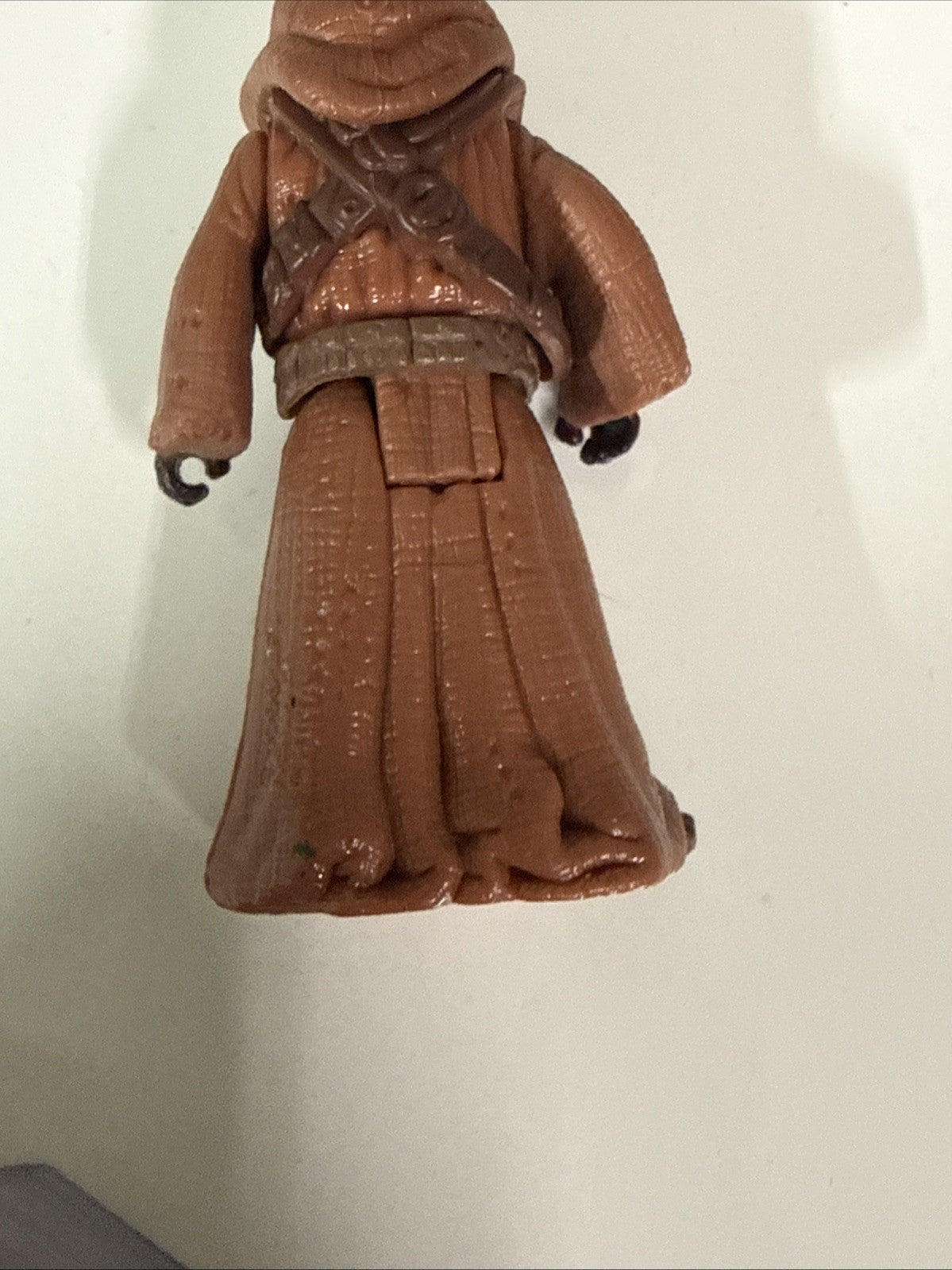 Star Wars 1996 JAWA with GLOWING EYES 3.75" Figure - toyscardscomics