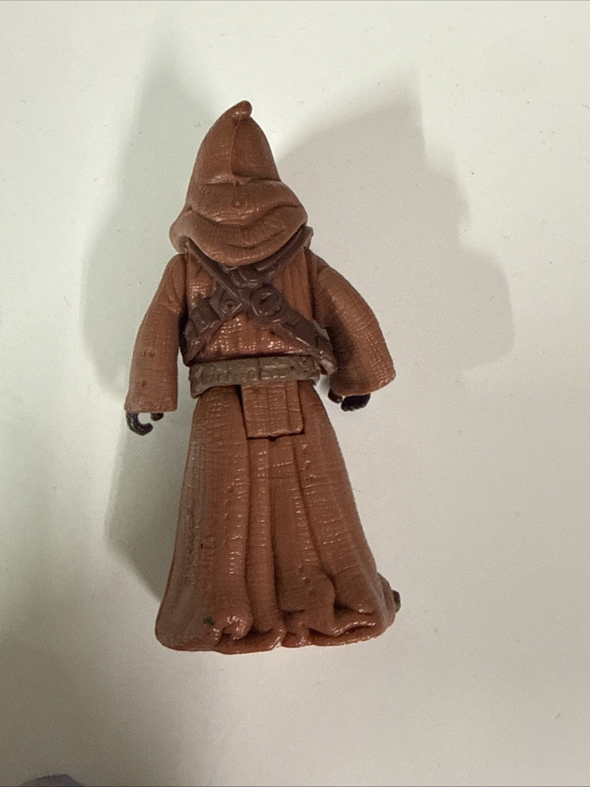 Star Wars 1996 JAWA with GLOWING EYES 3.75" Figure - toyscardscomics
