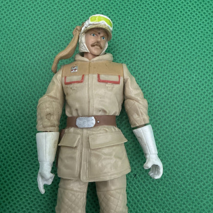 Star Wars 2005 Legacy Collection Hoth Major Ben Drejin Figure LOOSE - toyscardscomics