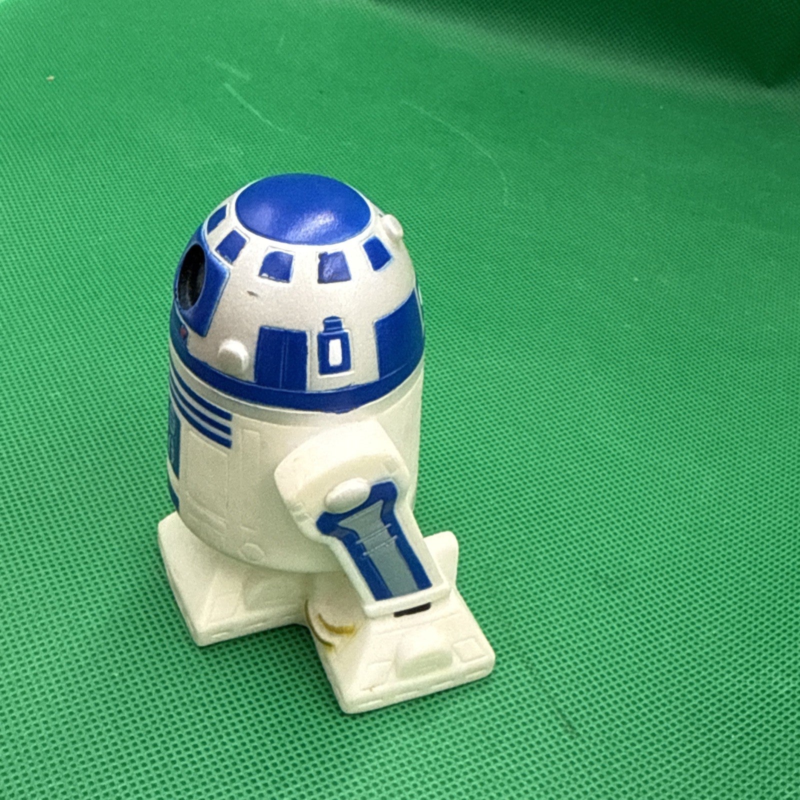 Star Wars 2008 Lucas Film/Disney Vinyl Figure •R2•D2 Bath Water Toy - toyscardscomics
