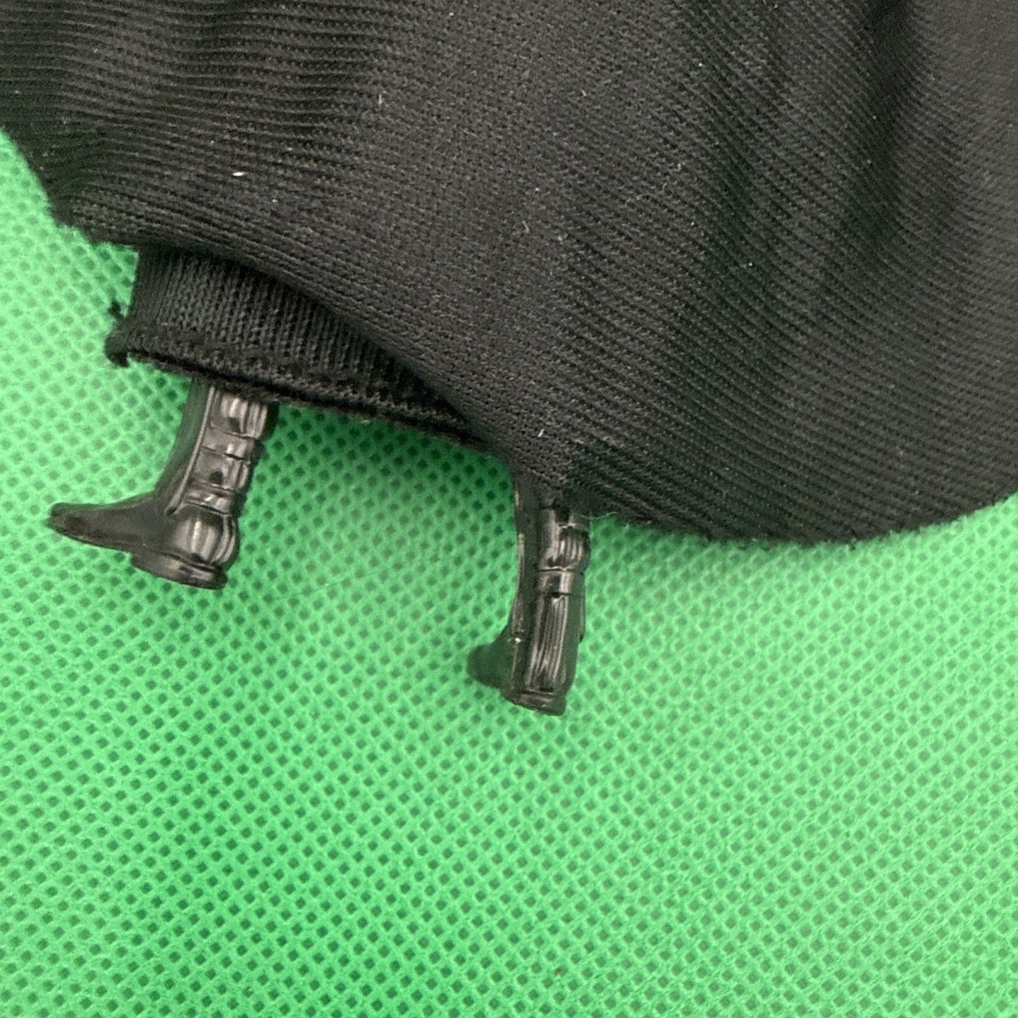Star Wars Action Figure Darth Vader Cloth Cape & Waist Skirt Hasbro 2004 - toyscardscomics