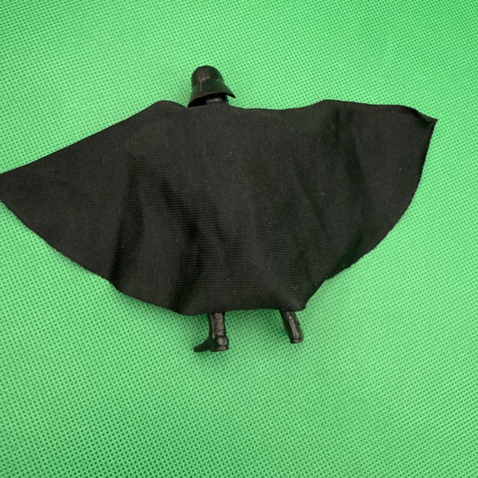 Star Wars Action Figure Darth Vader Cloth Cape & Waist Skirt Hasbro 2004 - toyscardscomics