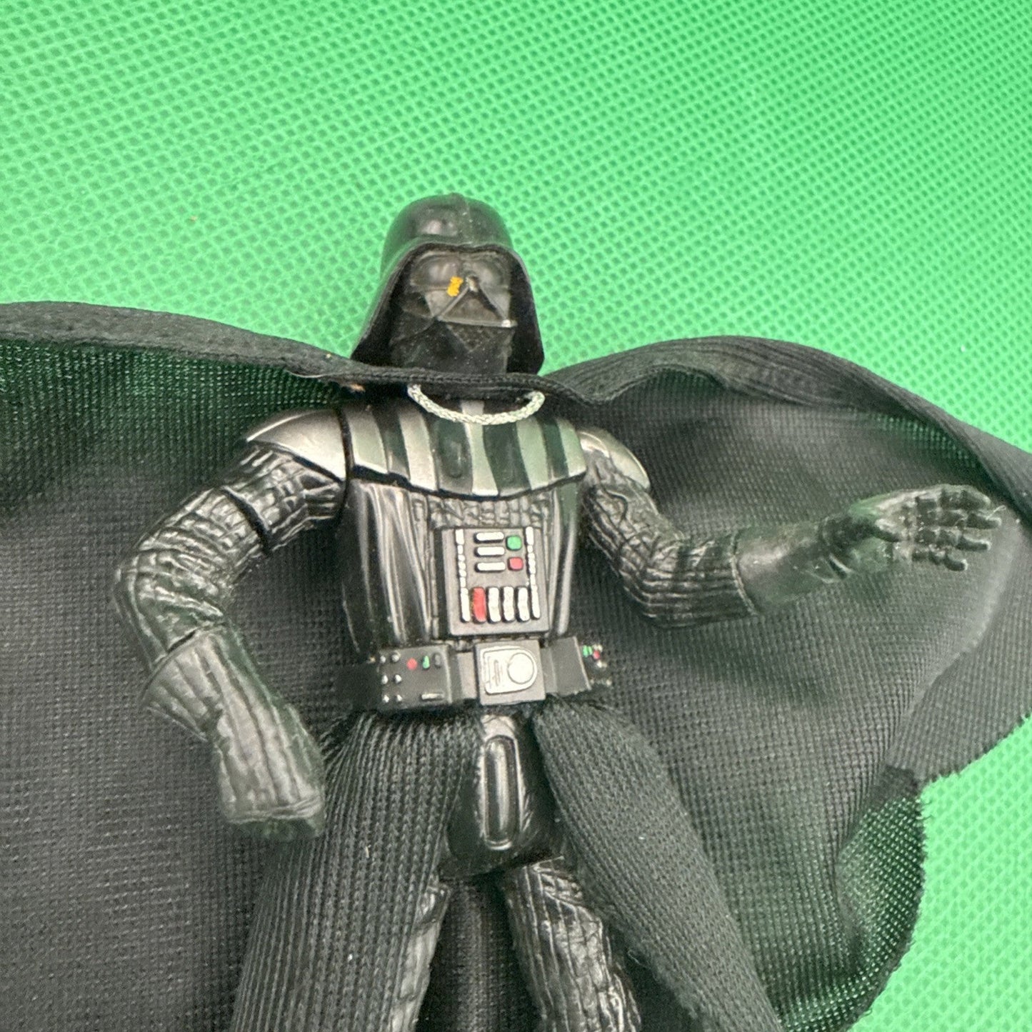 Star Wars Action Figure Darth Vader Cloth Cape & Waist Skirt Hasbro 2004 - toyscardscomics