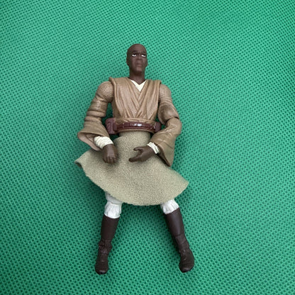 Star Wars Attack of the Clones MACE WINDU Jedi High Council 2003 LOOSE 3.75 - toyscardscomics