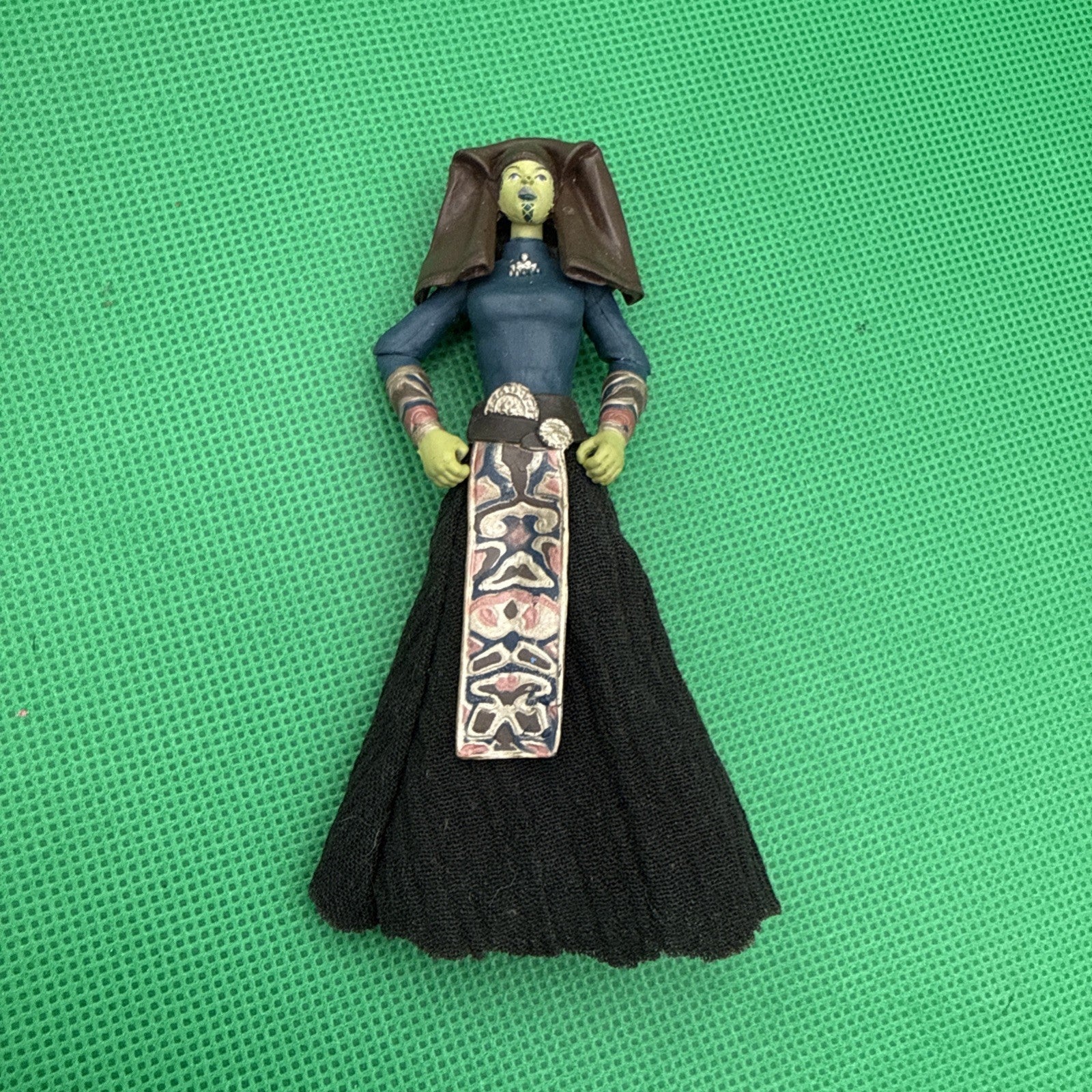 STAR WARS Luminara Unduli Revenge of the Sith ROTS 2005 Loose - toyscardscomics