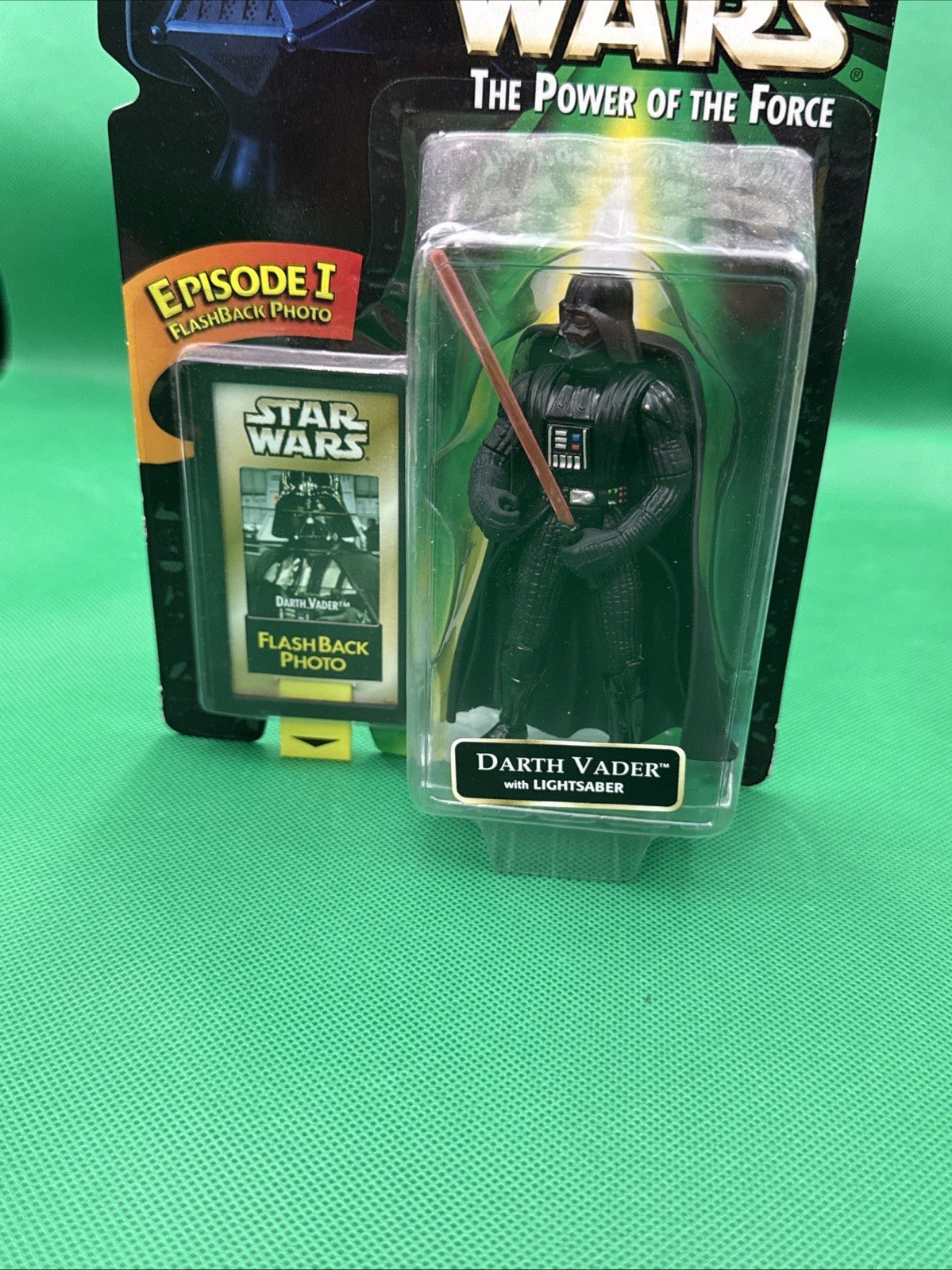 Star Wars Power of the Force DARTH VADER Action Figure 1998 new - toyscardscomics