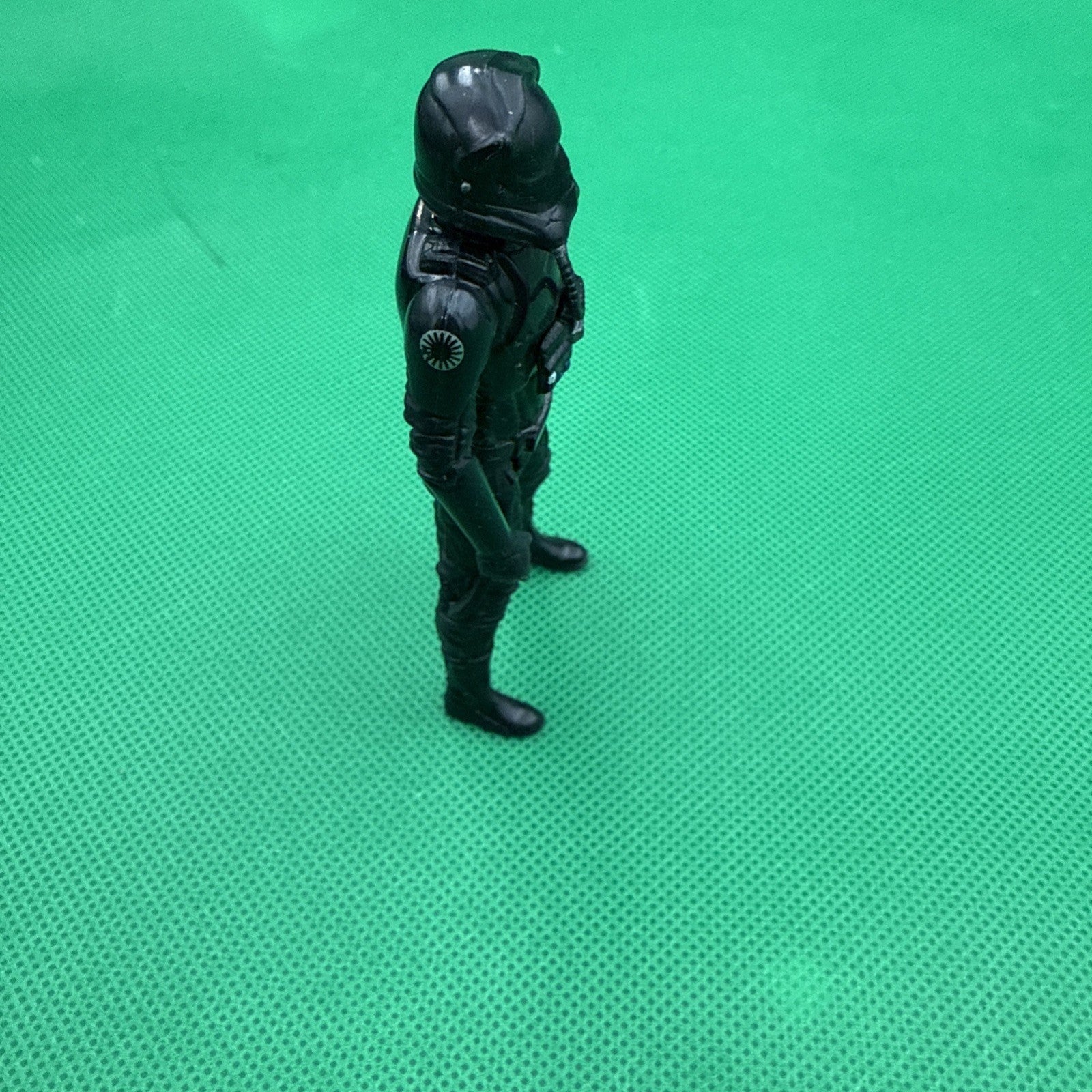 Star wars the force awakens: first order tie fighter pilot 3.75 Inch Figure - toyscardscomics