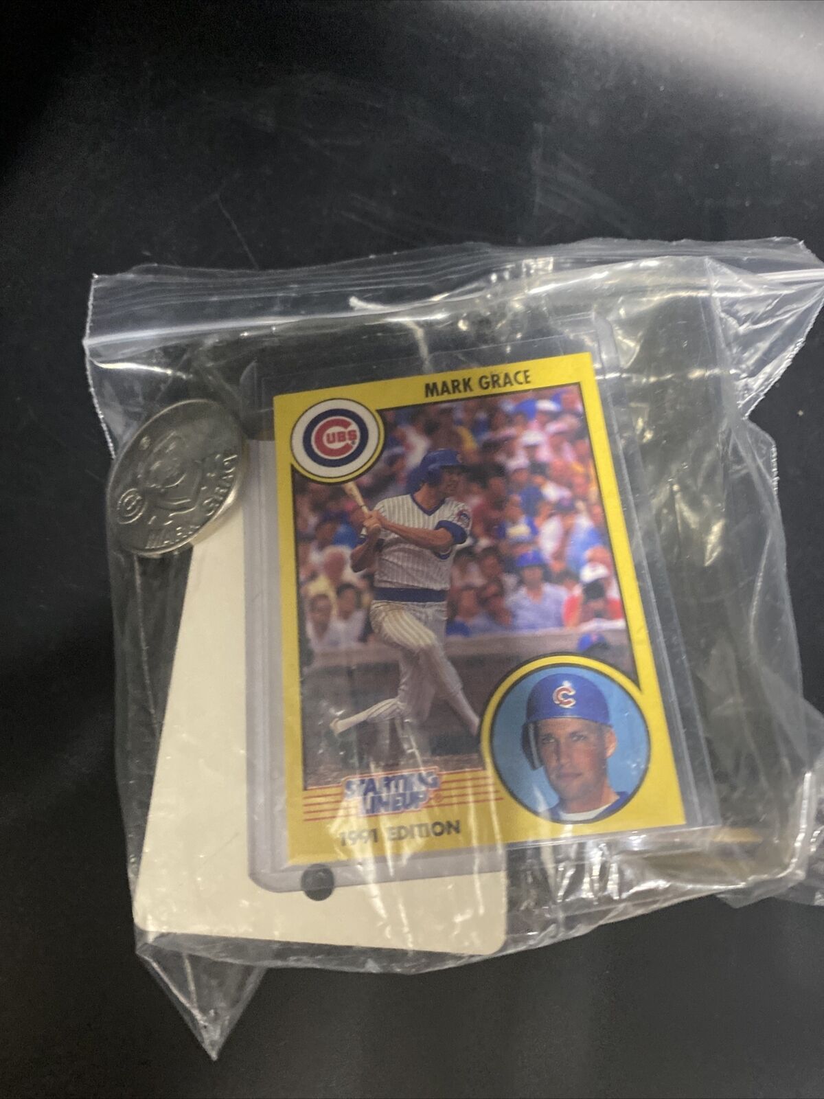 Starting Lineup Mark Grace 1991 Edition Chicago Cubs Special Collector Coin Open - toyscardscomics