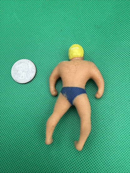 Stretch Armstrong Stretchy Action Figure 3.5" 2018 Hasbro - toyscardscomics