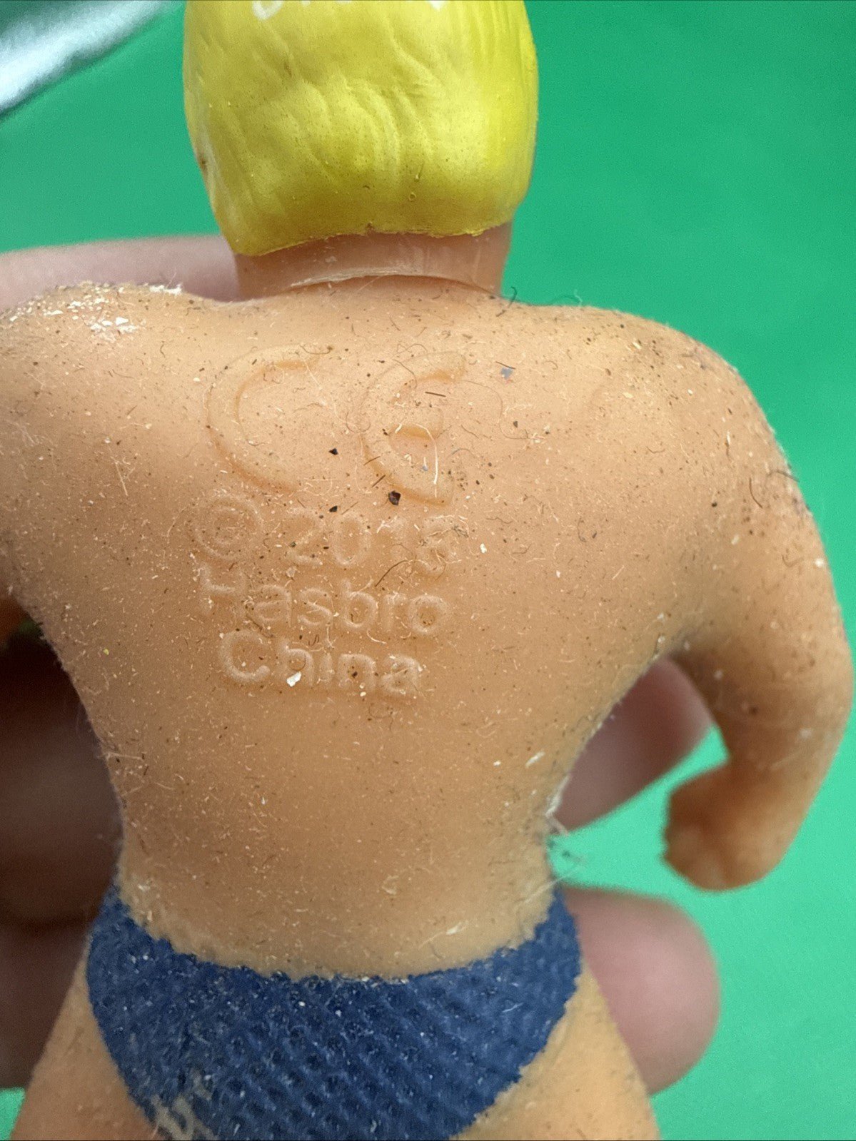 Stretch Armstrong Stretchy Action Figure 3.5" 2018 Hasbro - toyscardscomics