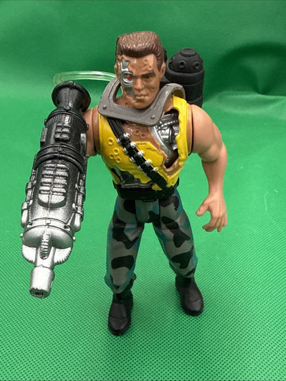 Terminator 2 Meltdown Action Figure with White Heat Bazooka From Kenner - toyscardscomics