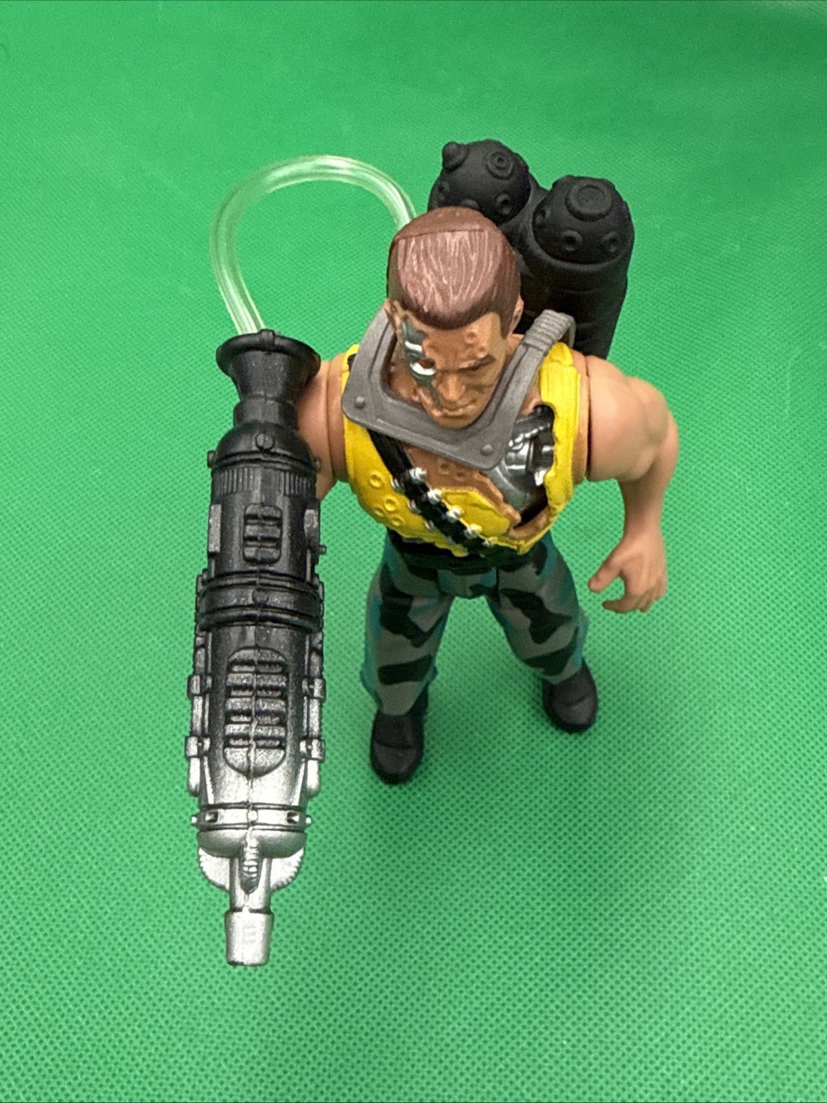 Terminator 2 Meltdown Action Figure with White Heat Bazooka From Kenner - toyscardscomics