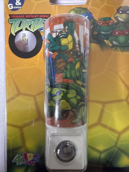 TMNT 2006 Night light Rare - toyscardscomics