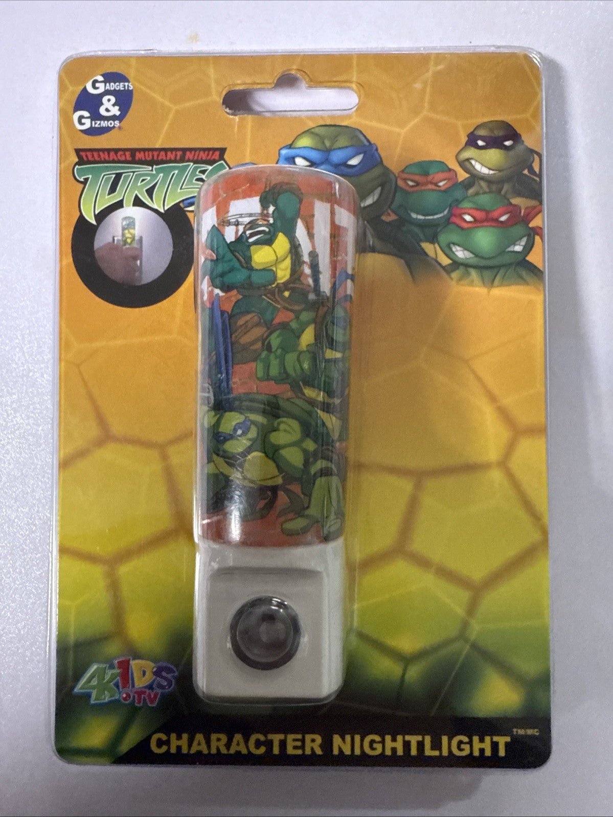 TMNT 2006 Night light Rare - toyscardscomics
