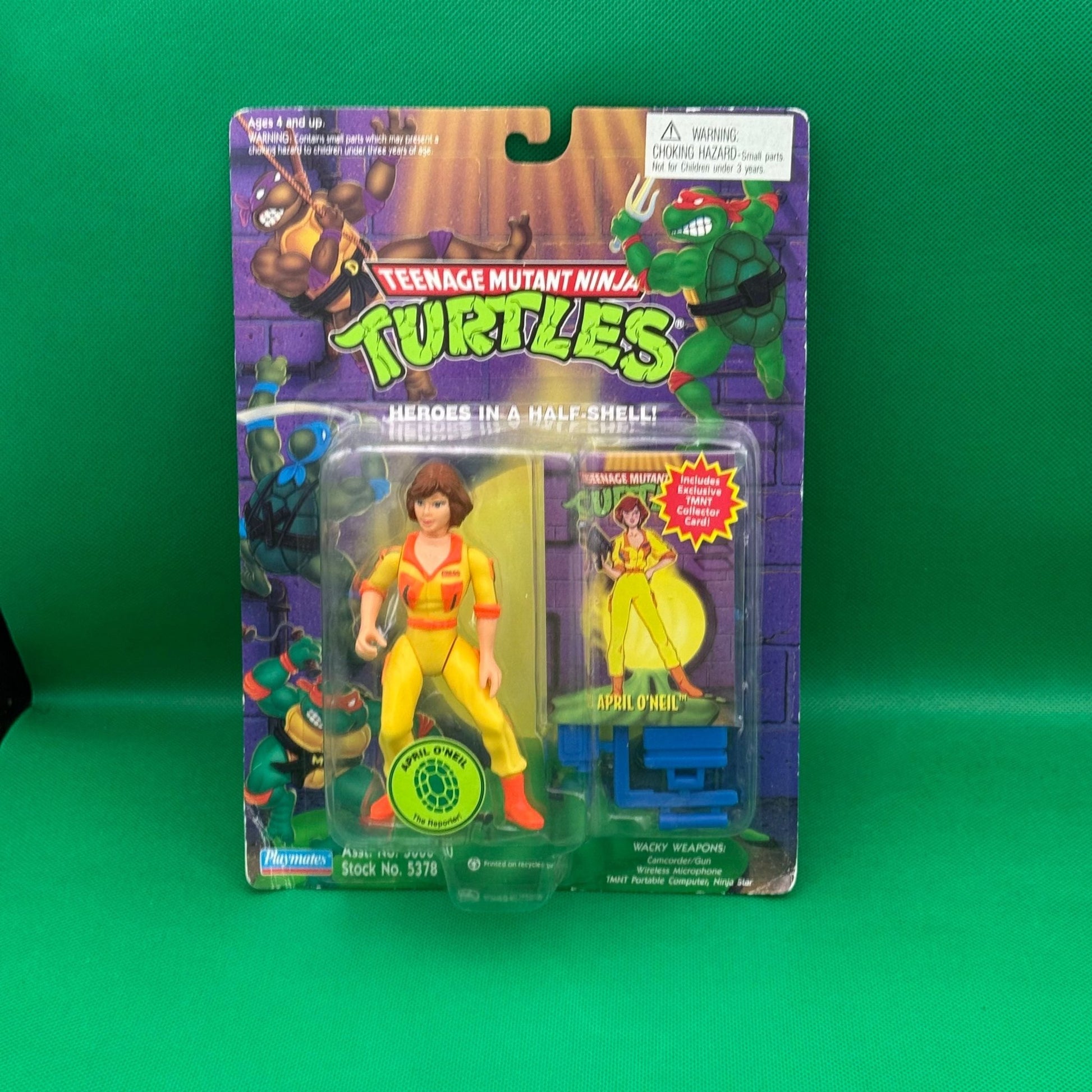 TMNT APRIL O'NEIL THE REPORTER PLAYMATES FIGURE 1994 - toyscardscomics