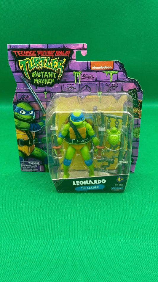TMNT Leonardo "The Leader" Action Figure - toyscardscomics