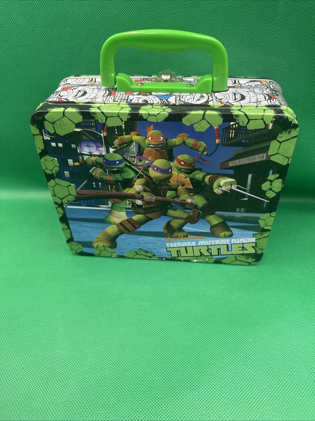 TMNT Teenage Mutant Ninja Turtles Lunch Box Tin With Puzzle - toyscardscomics
