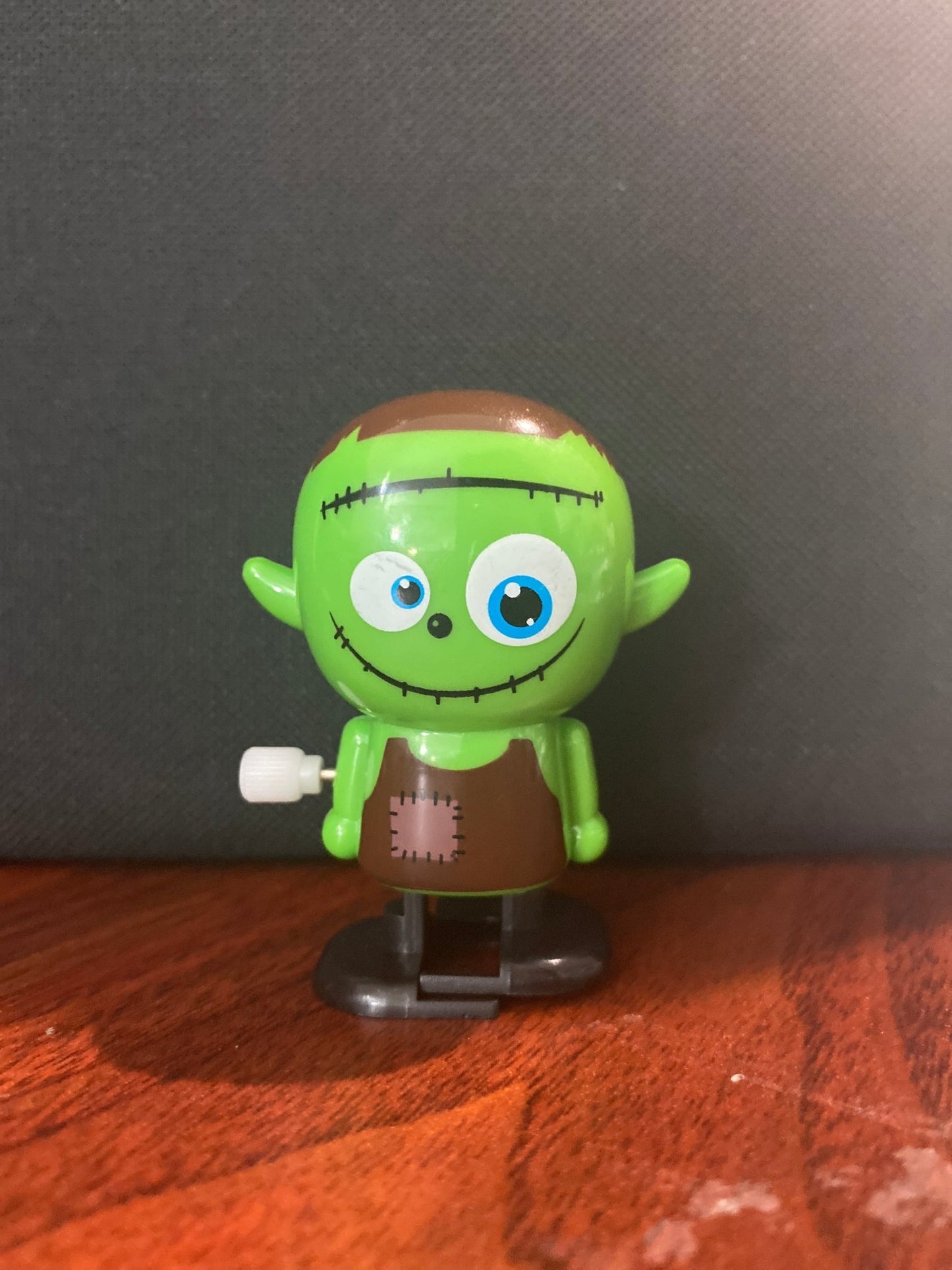 TOBAR CLOCKWORK MONSTER WALKING CLOCKWORK TOY SCARY CUTE FRANKENSTEIN - toyscardscomics