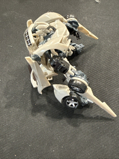 Transformers Dark of the Moon Deluxe Class Sideswipe No Weapon Has All Pannels - toyscardscomics