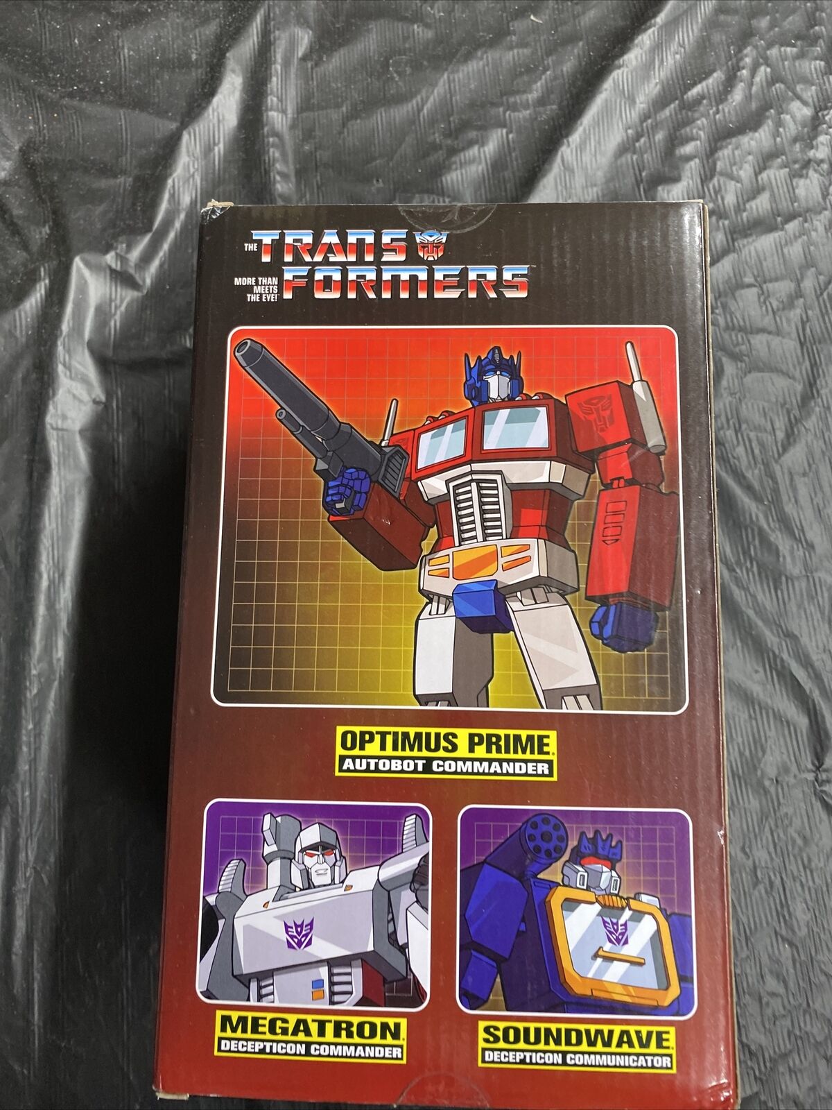 Transformers Optimus Prime 9 in Action Figure - toyscardscomics