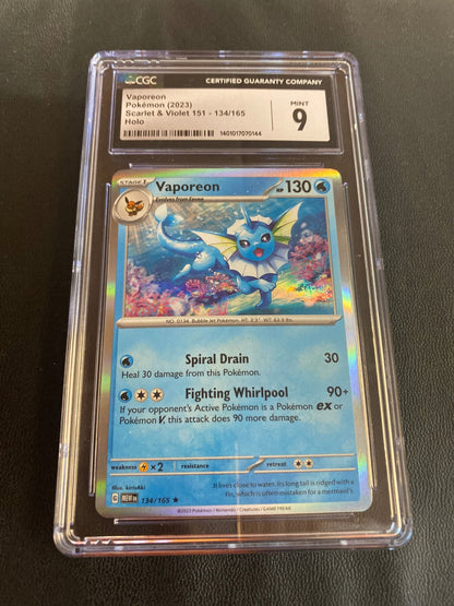 Vaporeon holo - 2023 - CGC mint 9 - toyscardscomics