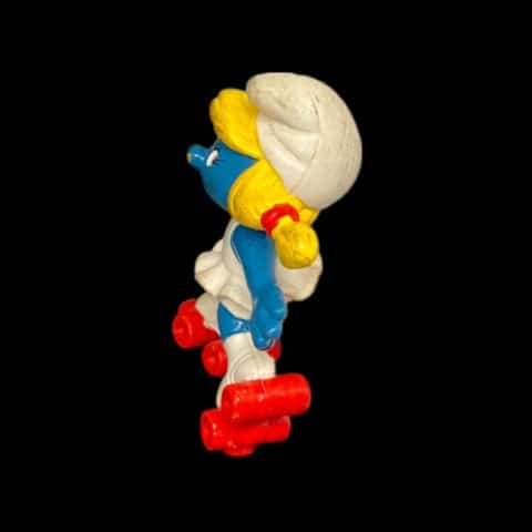 Vintage 1980 Schleich Smurfette Toy skating Peyo Plastic - toyscardscomics
