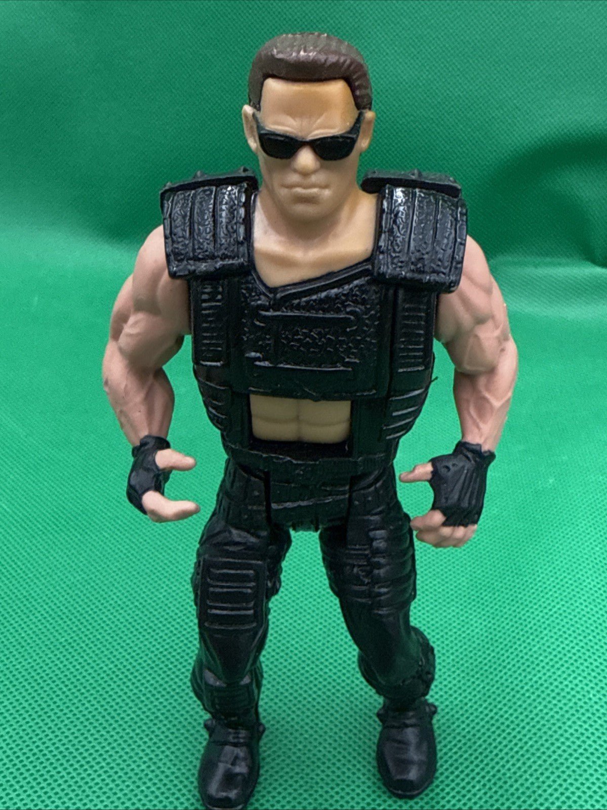 VINTAGE 1992 TERMINATOR SECRET WEAPON ACTION FIGURE LOOSE - KENNER - toyscardscomics
