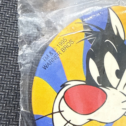 Vintage 1995 Looney Tunes Pin Back, I love Sylvester, Unopened in Package! - toyscardscomics