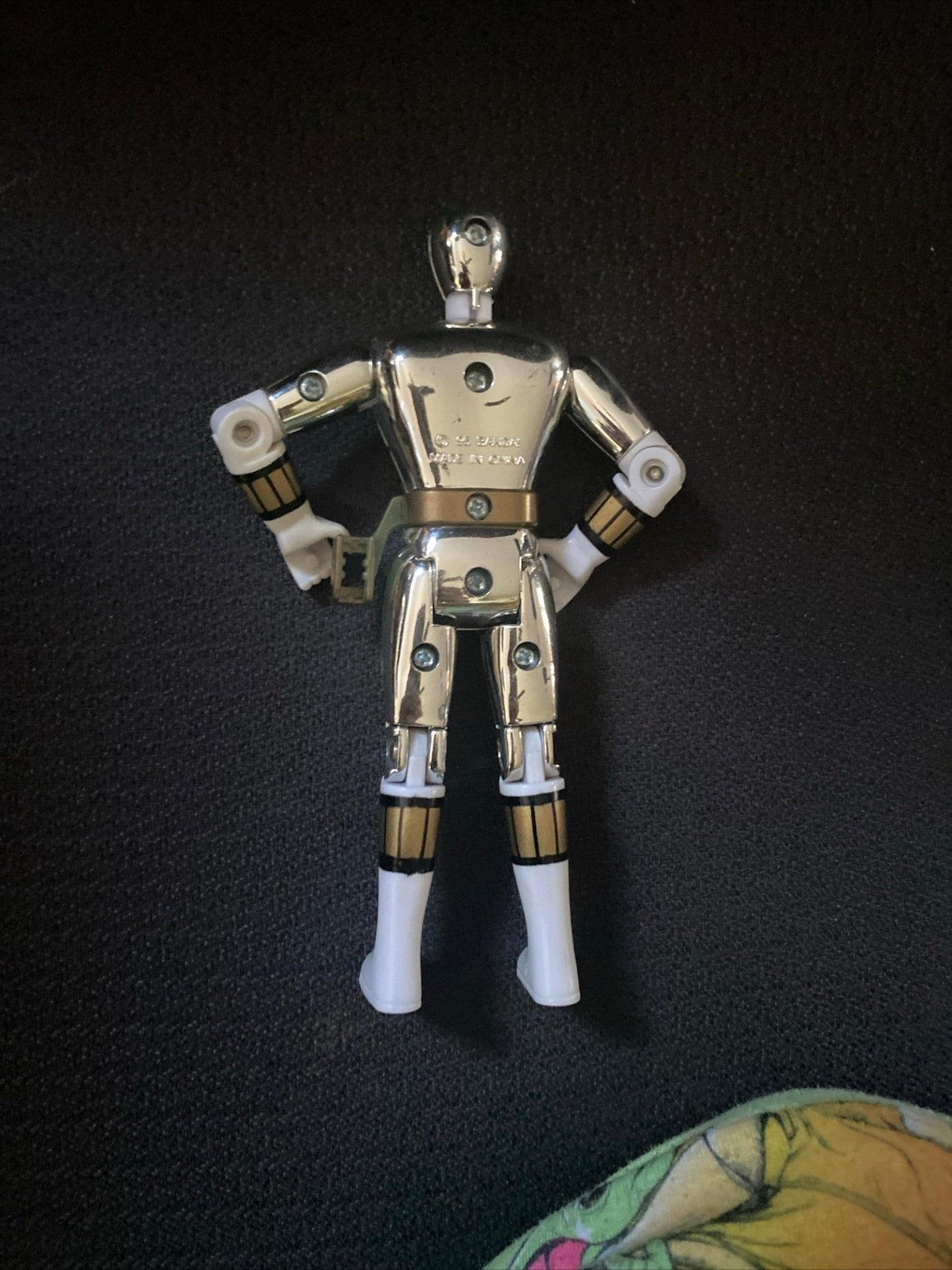 Vintage 1995 Power Rangers Chrome Silver White Ranger Action Figure - toyscardscomics