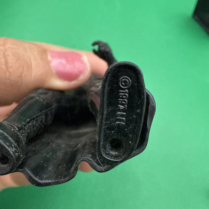 Vintage 1997 Kenner DARTH VADER Star Wars POTF **Missing Helmet** - toyscardscomics